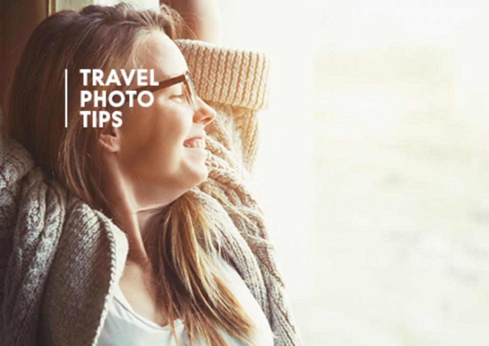 Shooting indoor: the window light 